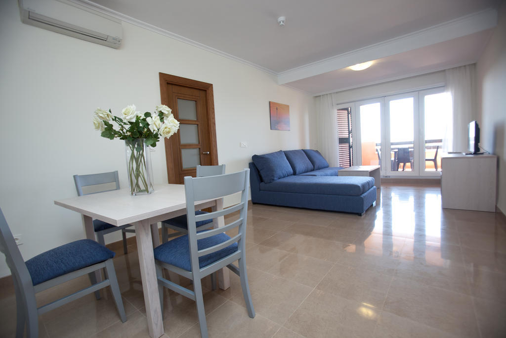 Apartamentos Turísticos Dream Sea Almerimar Habitación foto
